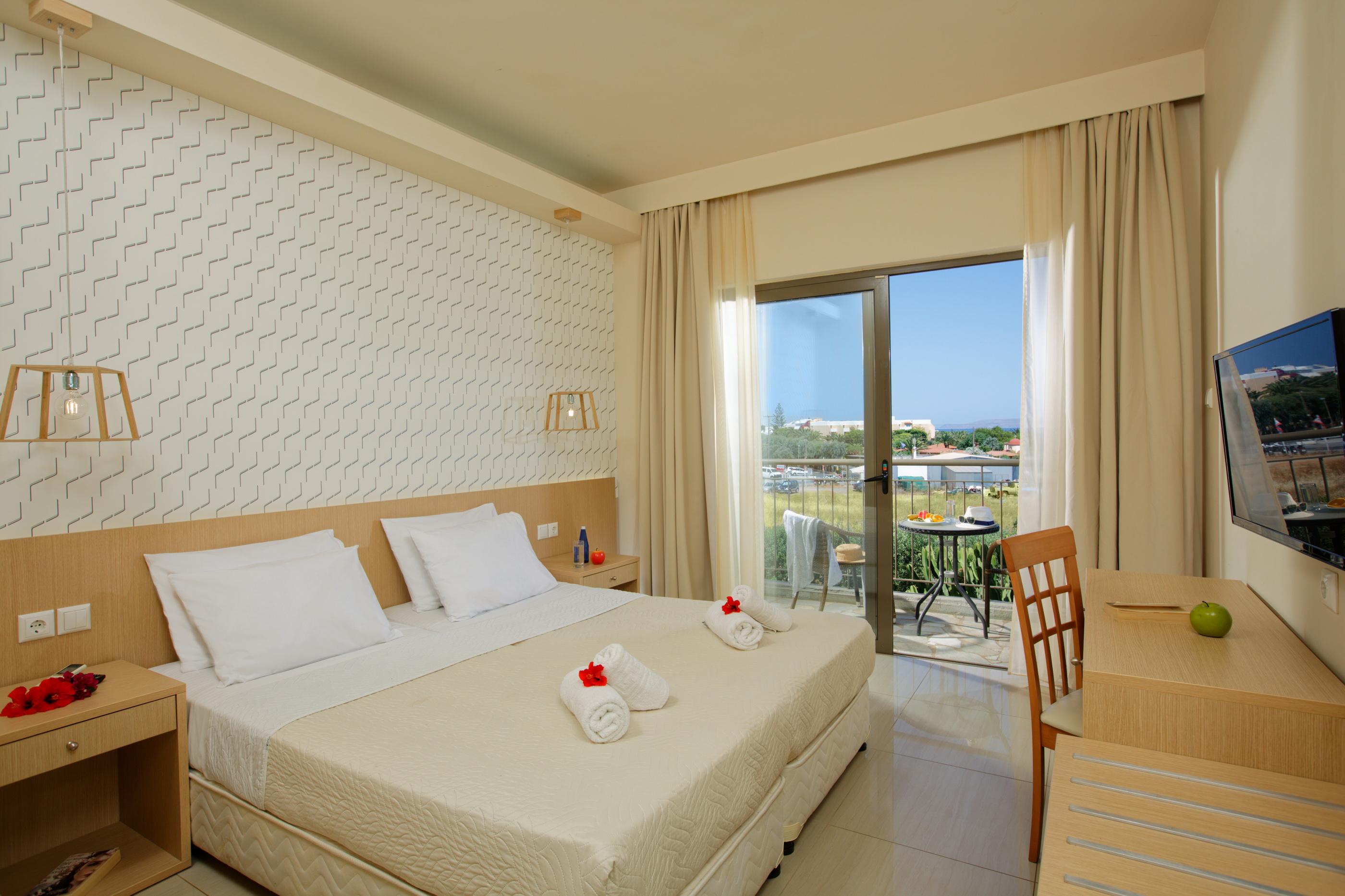 Oasis Beach Hotel - Adults Only アニサラス エクステリア 写真