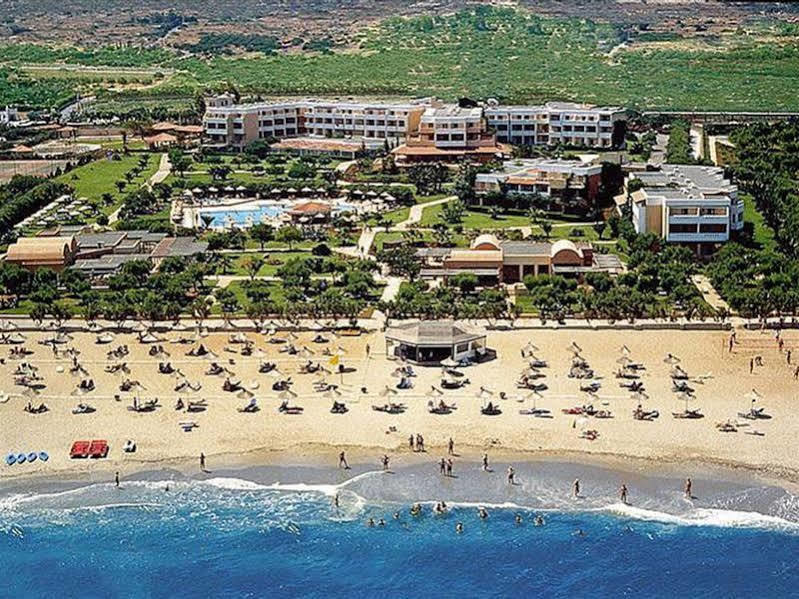 Oasis Beach Hotel - Adults Only アニサラス エクステリア 写真