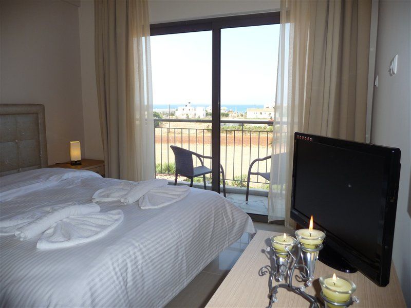 Oasis Beach Hotel - Adults Only アニサラス エクステリア 写真